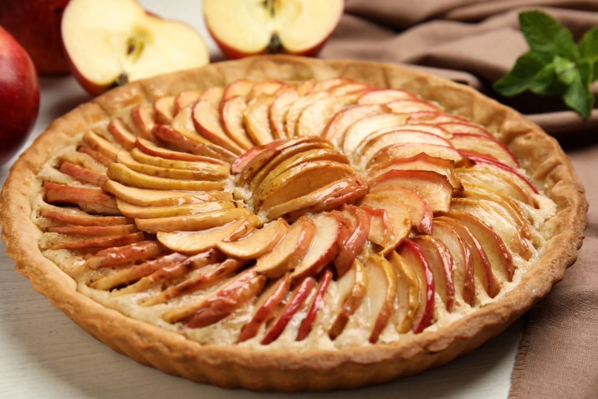 Le secret d'une tarte aux pommes parfaite : croustillante et caramélisée