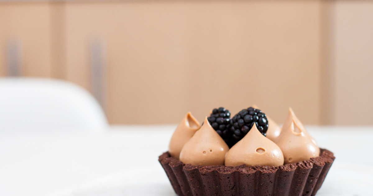 La ganache montée au chocolat au lait de Cyril Lignac : un délice à réaliser chez soi