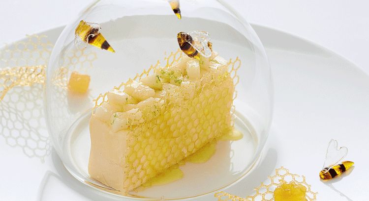 Miel, thym, citron glacé : un délice croustillant et coulant aux poires