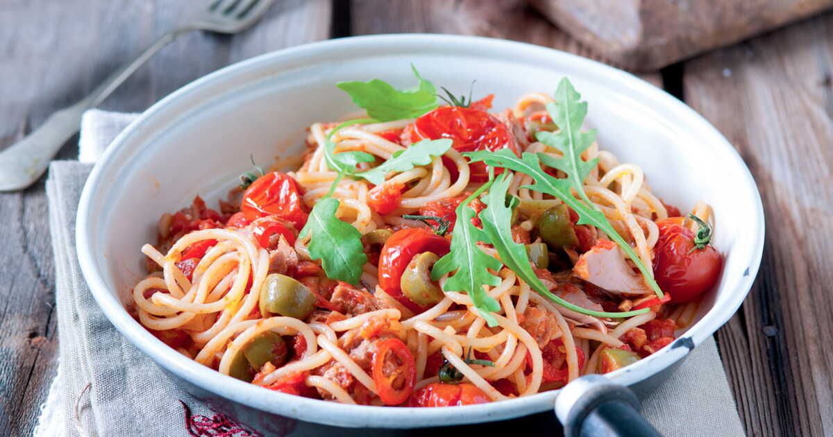 Spaghettis au thon et tomates cerises