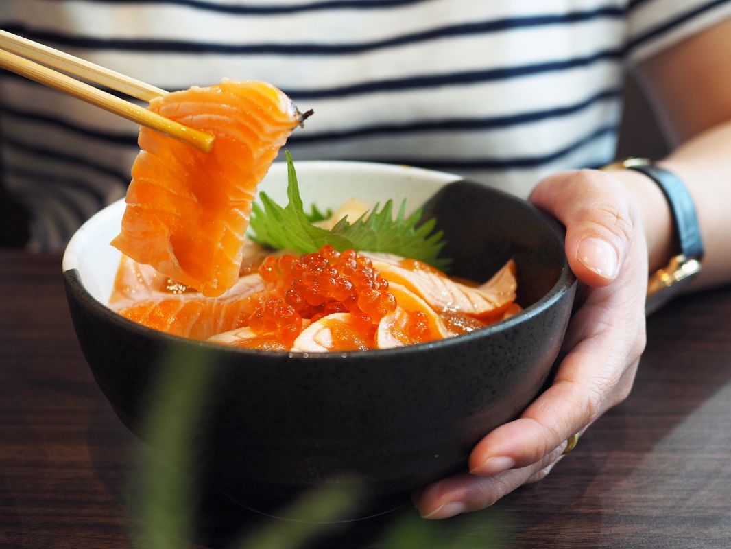 Manger du poisson et réduire le risque de cancer : des résultats encourageants