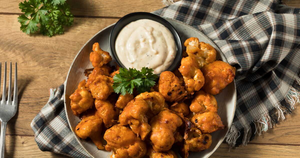 Chou-fleur grillé au paprika : la recette parfaite pour l'apéro