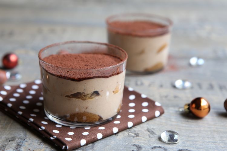 Un tiramisu exquis au café pur arabica d'Ouganda