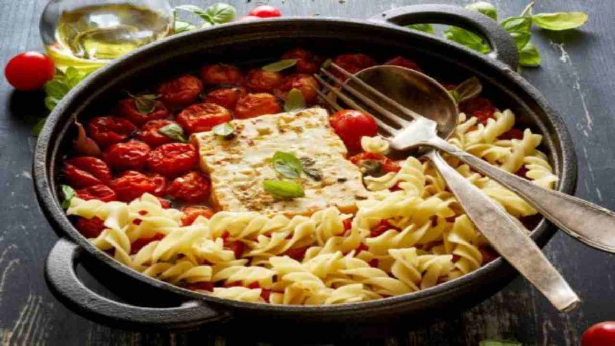 Pâtes à la feta et tomates cerises : un régal estival en un clin d'œil